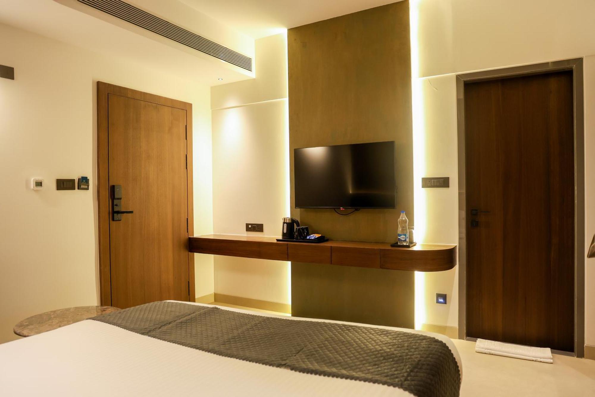 Raga - A Boutique Hotel Belgaum Extérieur photo